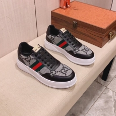 Gucci Low Shoes